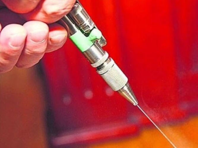 ТОП-4 наукових відкриттів українських вчених, які змінили світ- гідроструменевий скальпель