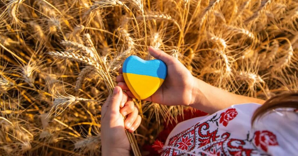 Вірші-пророцтва українських поетів - «Діва-Обида» Євген Маланюк (1926 рік)